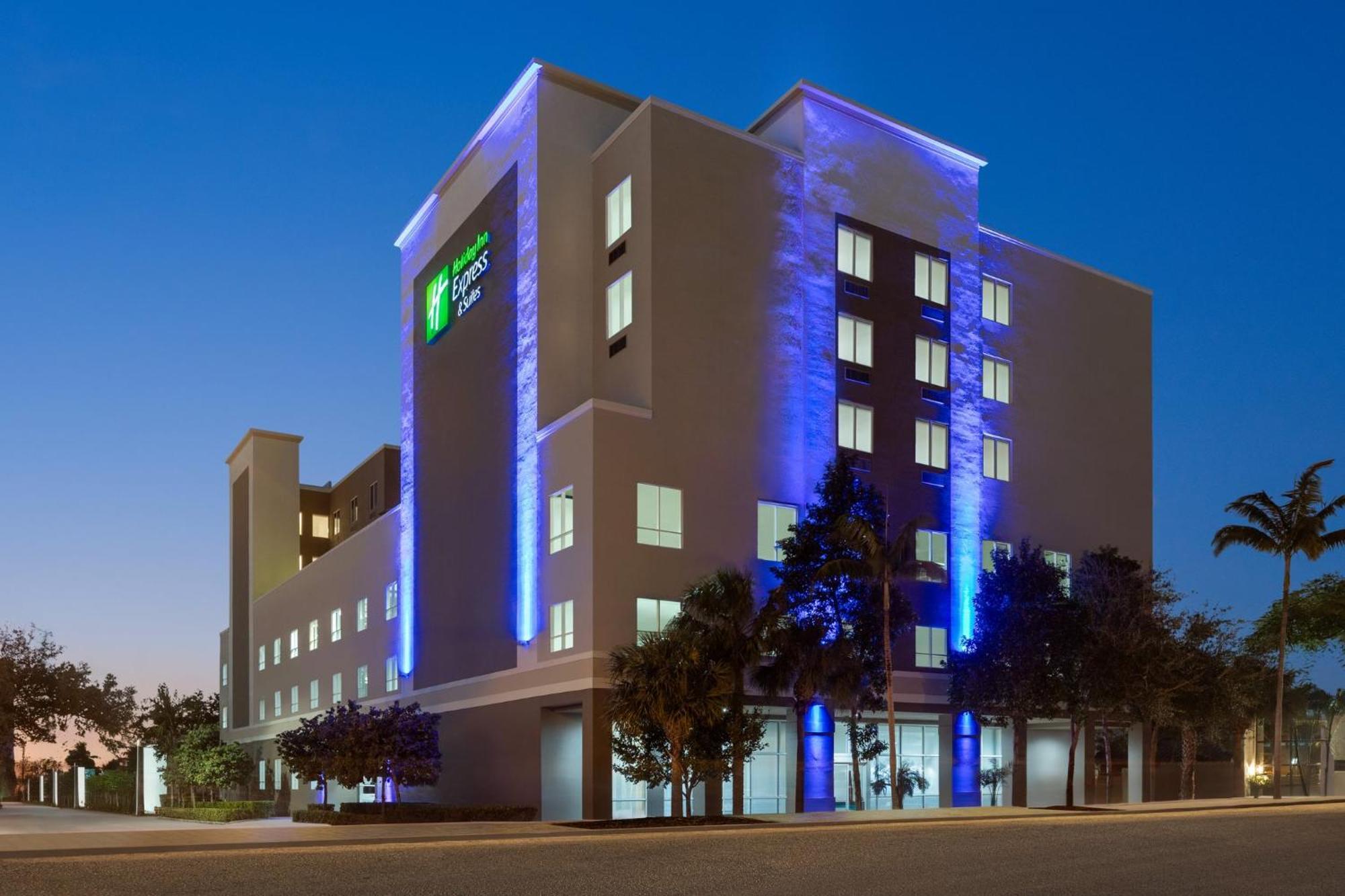 Express Lauderdale Airport South By Ihg